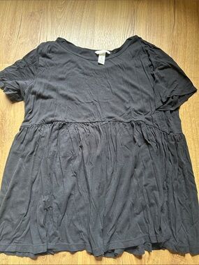 H&M Black Maternity Short Sleeve Top